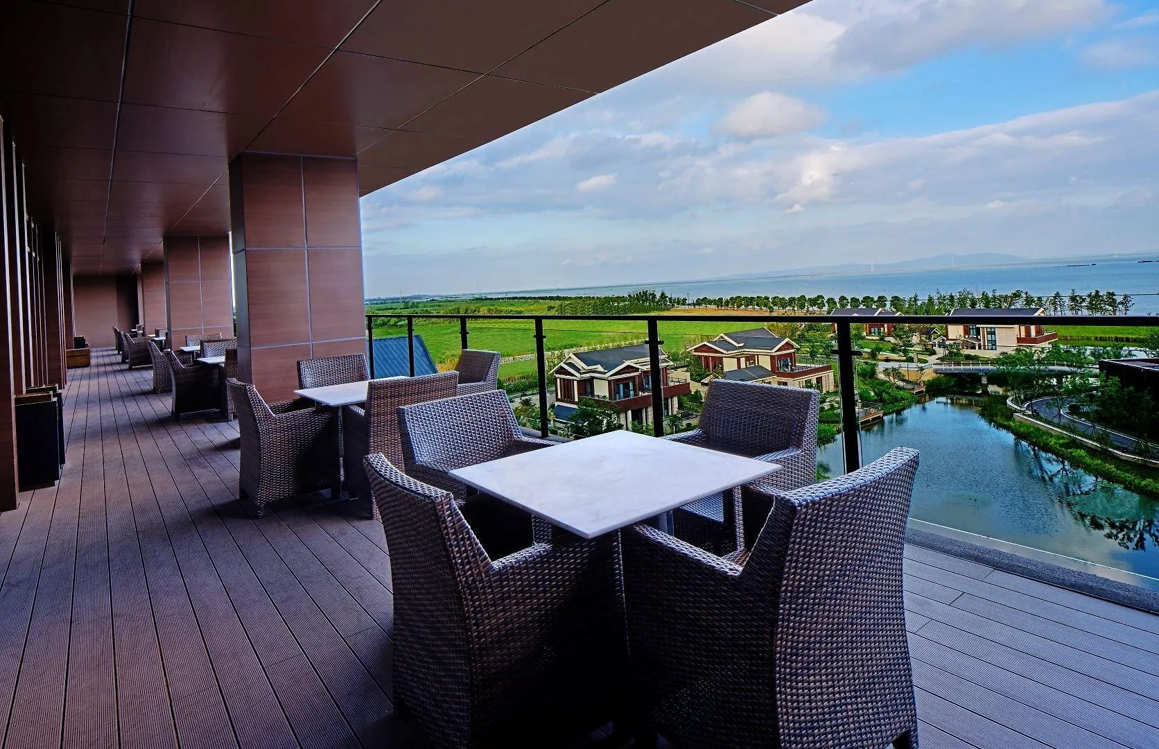 Hualuxe Suzhou Bay Hot Spring Resort